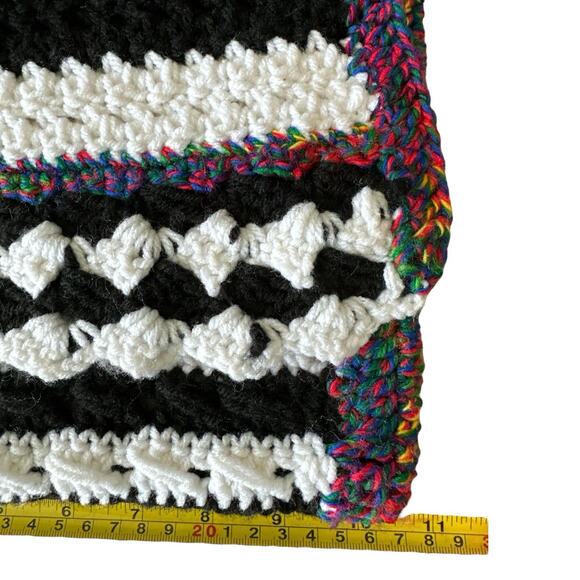 Crochet Purse Hand Made Multicolor Black And White Flap Closure Long Strap‎ - Picture 9 of 9